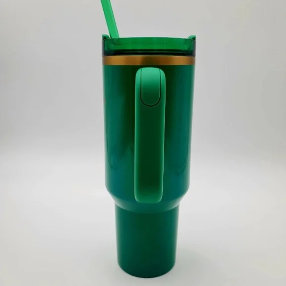 Limited Edition 2025 St Patrick’s Green Stanley 40oz Tumbler - Picture 5 of 12